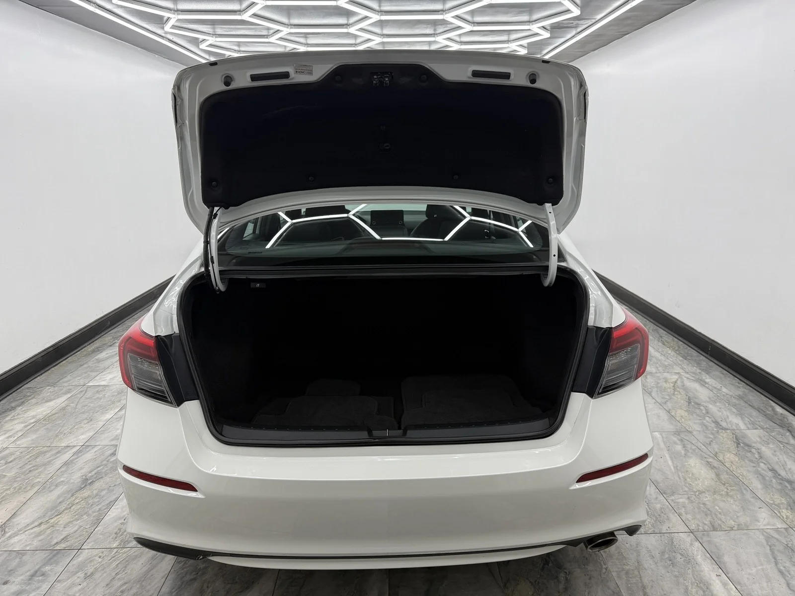 Used 2024 Platinum White Pearl Honda Sport CVT image 6