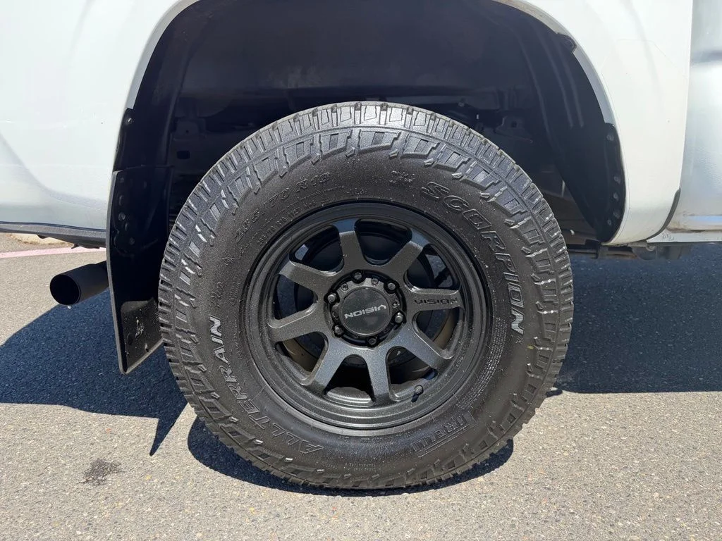 Used 2022 White Toyota SR image 9