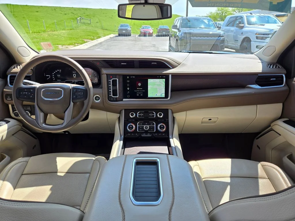 Used 2023 Black GMC Denali image 19