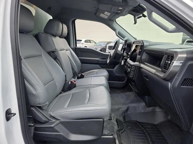 Used 2024 Oxford White Ford XL image 23