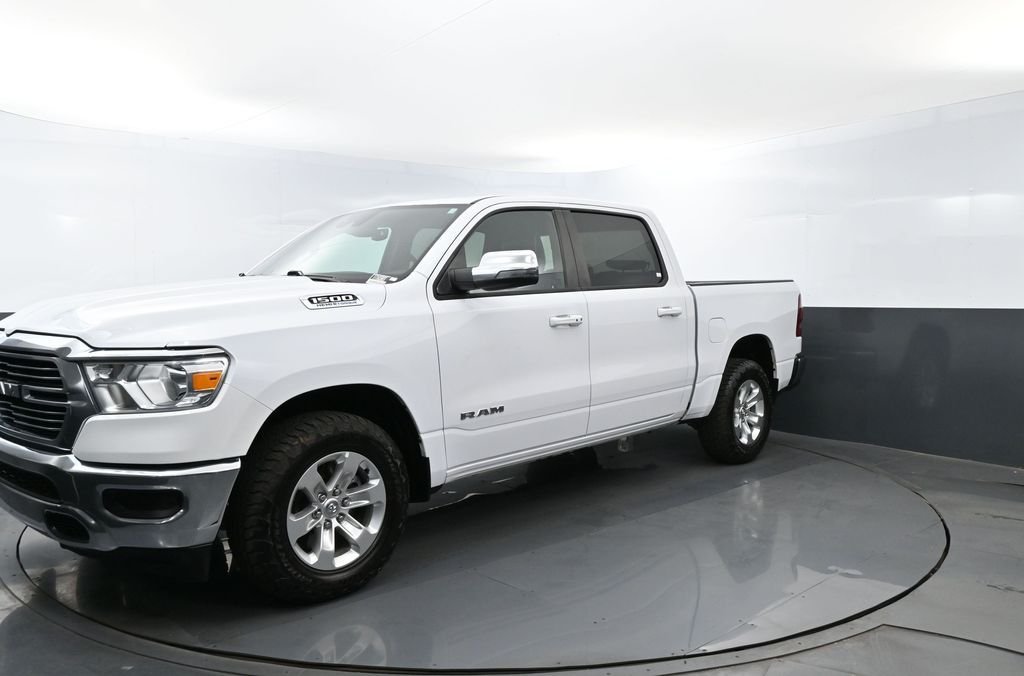 2024 RAM 1500 Laramie 4x4 Crew Cab 5'7's photo
