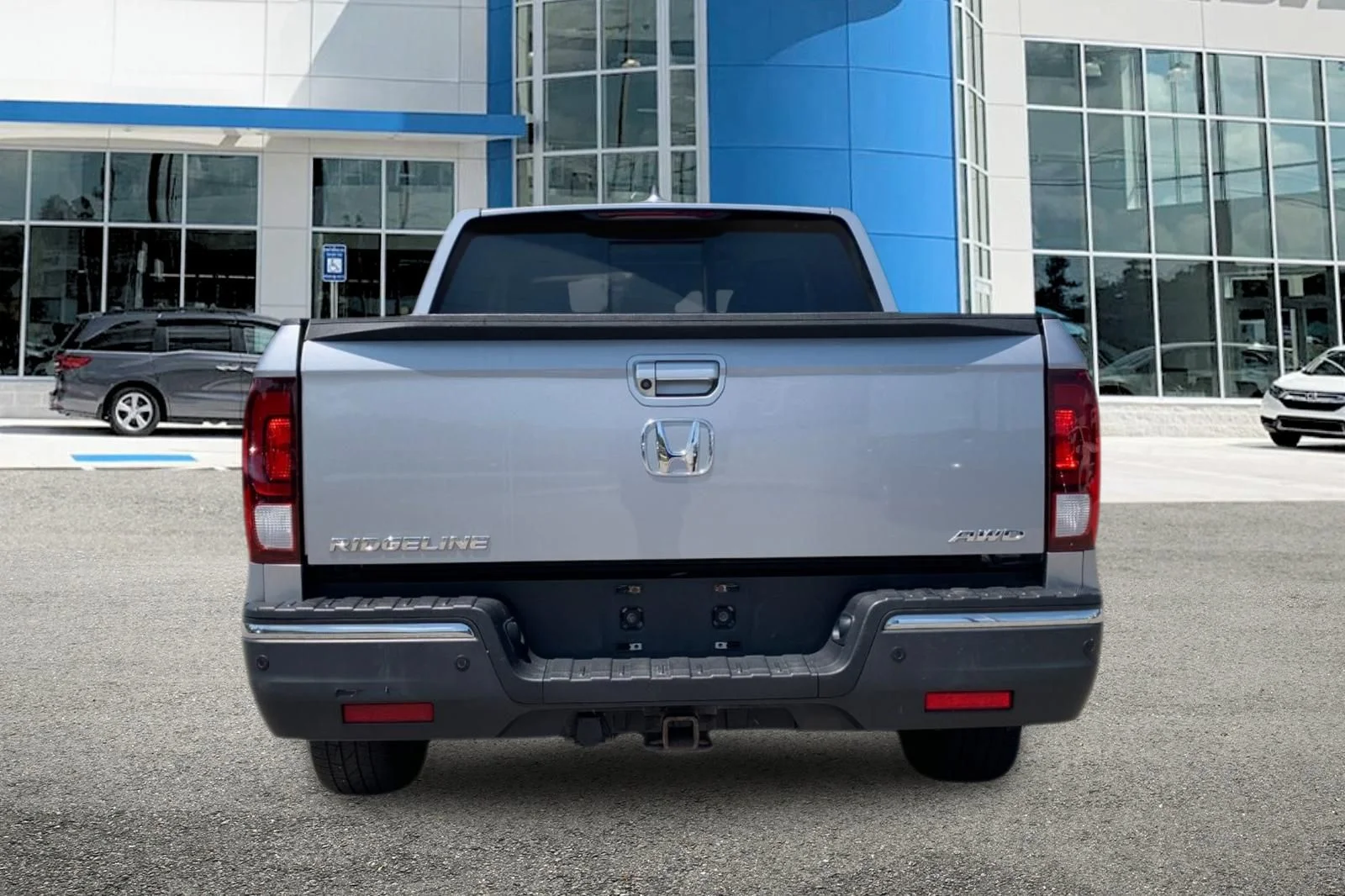 Used 2019 Silver Honda RTL-E image 4