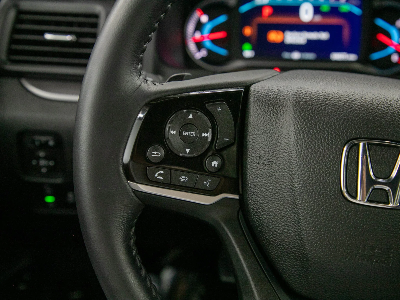 Used 2021 Crystal Black Pearl Honda EX-L AWD image 25