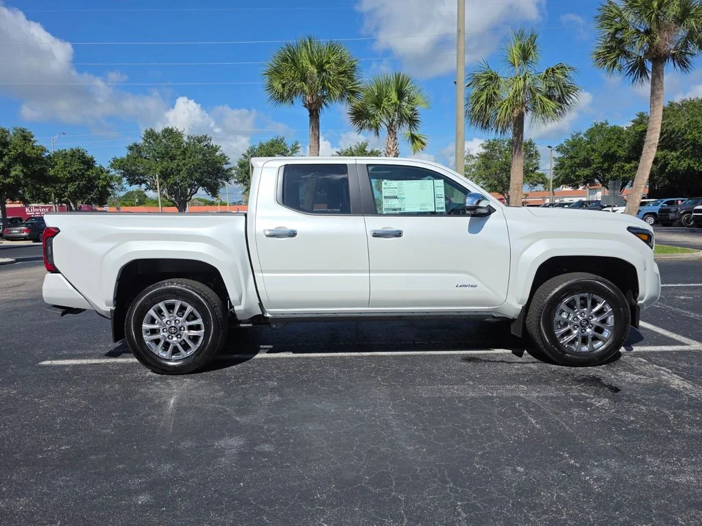 2026 Toyota Tacoma Limited - Photo 12