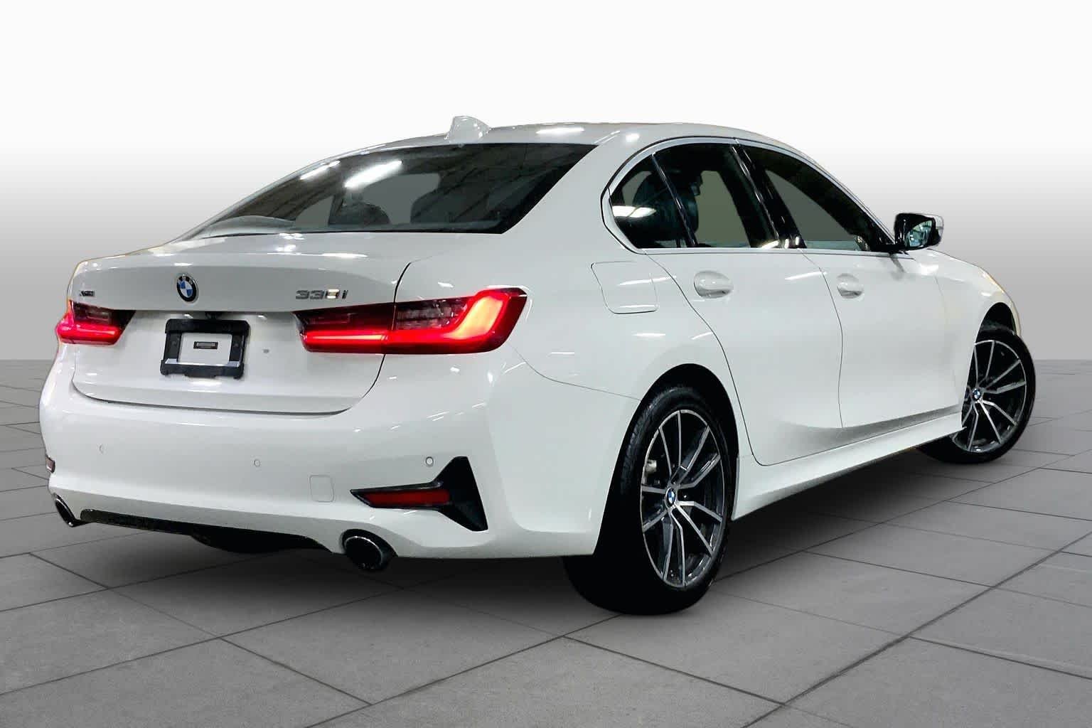Used 2020 Alpine White BMW 330i xDrive image 13