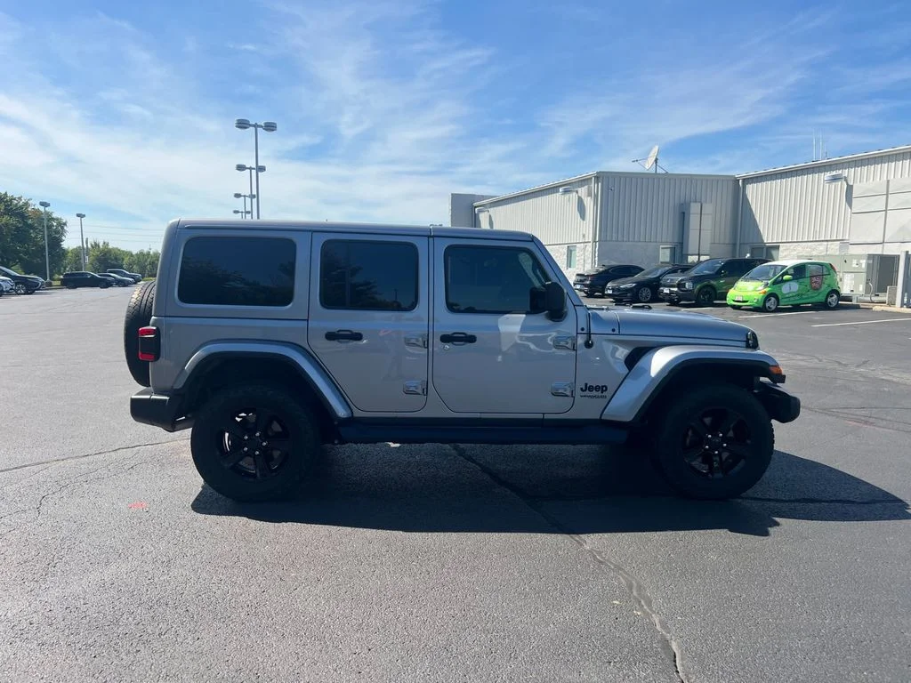 Used 2021 Billet Silver Metallic Jeep Unlimited Sahara Altitude image 2