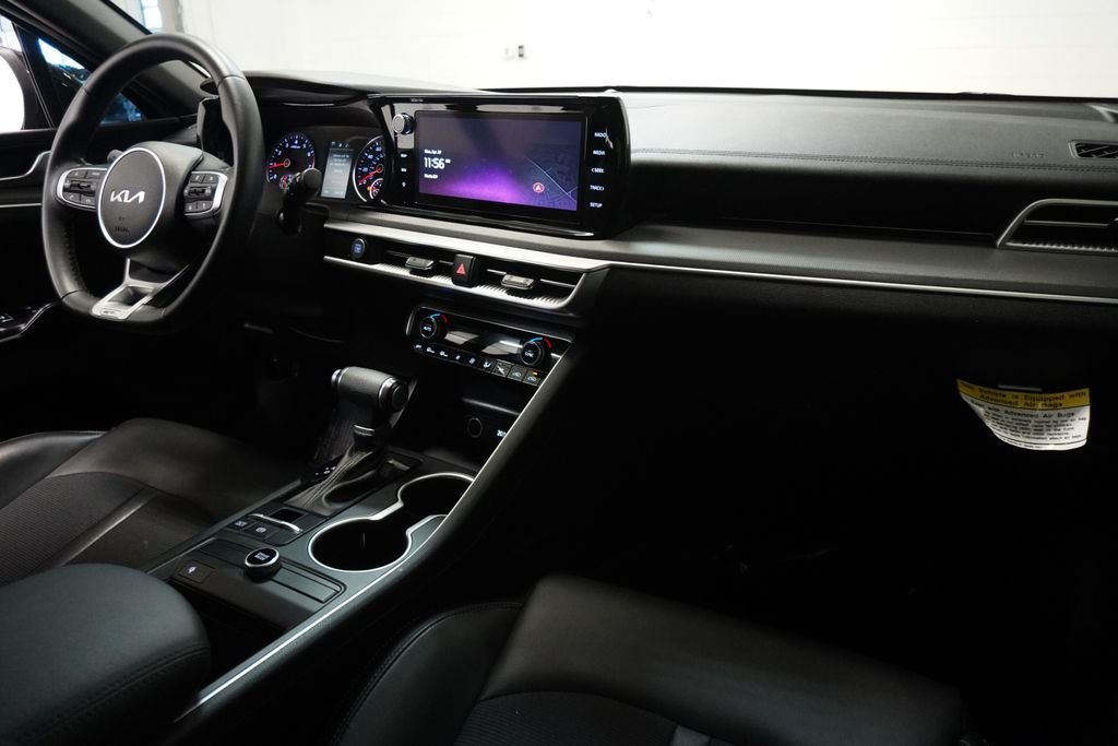 Used 2023 Black Kia GT-Line image 11