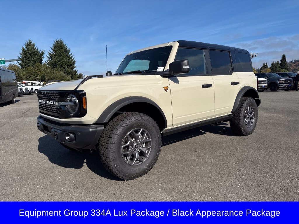 Used 2025 Desert Sand Ford Badlands image 1