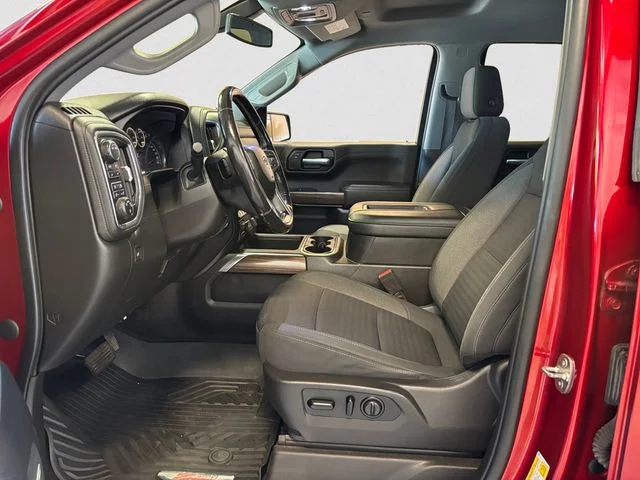 Used 2021 Red Chevrolet RST image 10