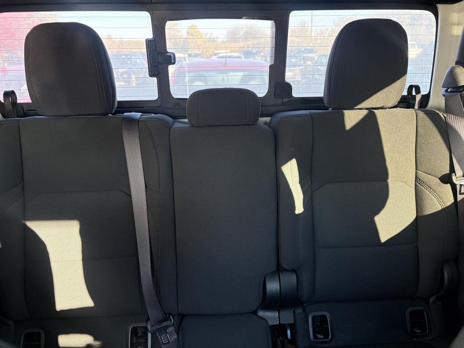 Used 2021 Granite Crystal Metallic Clearcoat Jeep Willys image 11
