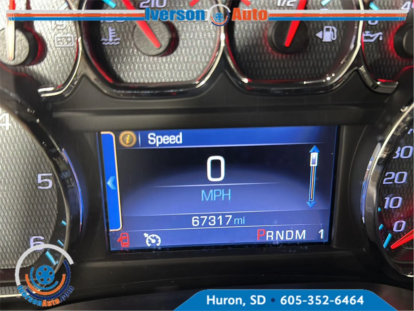 Used 2015 Summit White Chevrolet LT image 17