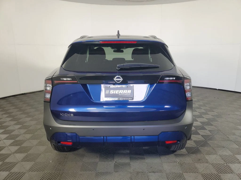 Used 2026 Blue Nissan SV image 5