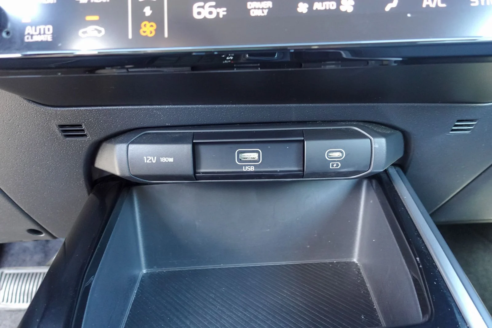 Used 2025 Steel Gray Kia LX image 22