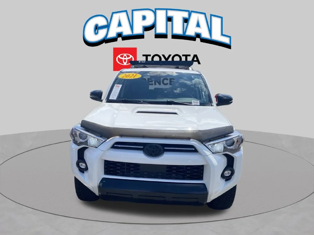 Used 2021 White Toyota Venture image 16