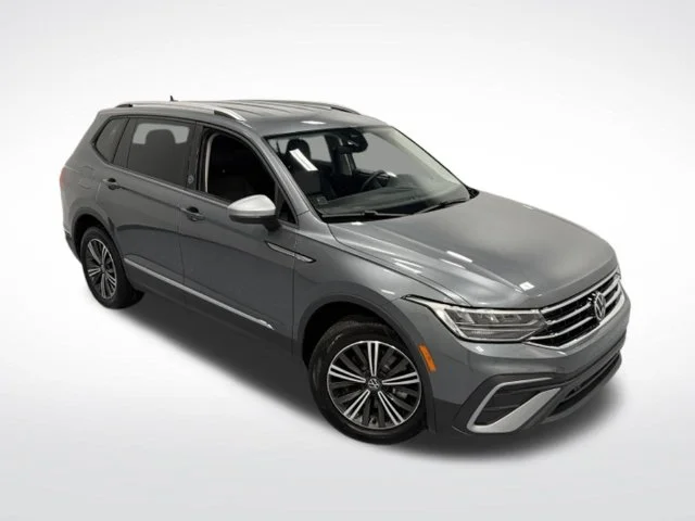 Used 2024  Volkswagen 2.0T Wolfsburg Edition image 33