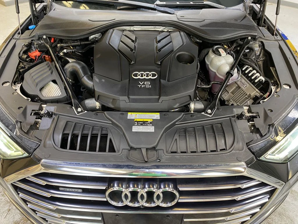 Used 2019  Audi L 55 image 9
