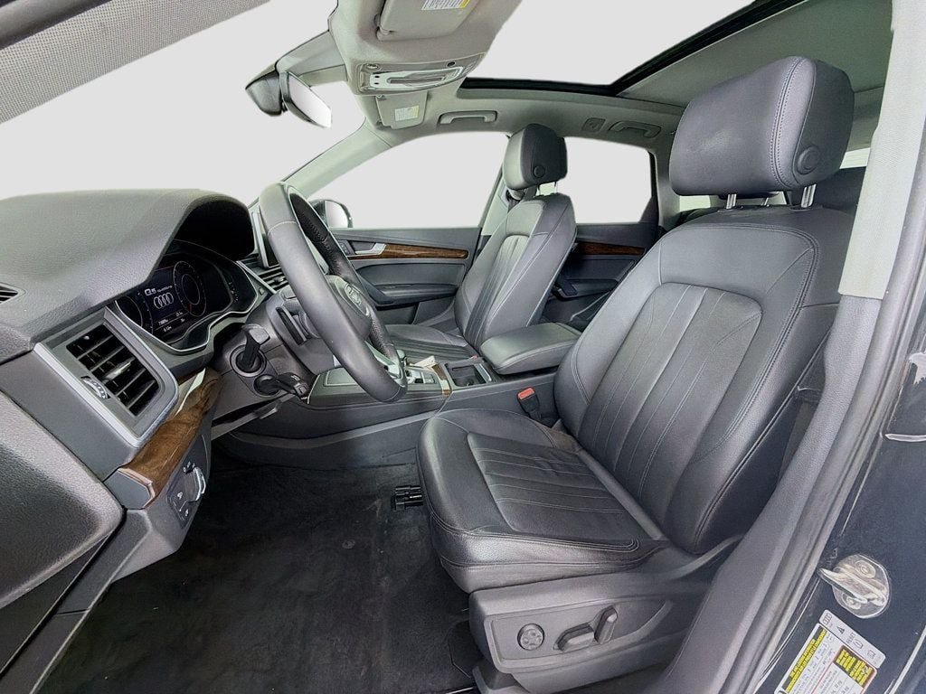Used 2019 Brilliant Black Audi Premium Plus 45 TFSI quattro image 21