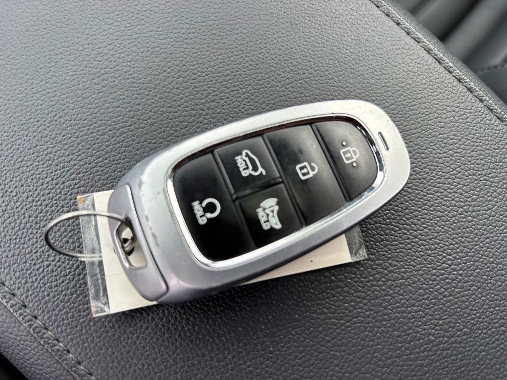 Certified Used 2024 Silver Hyundai SEL Convenience image 35