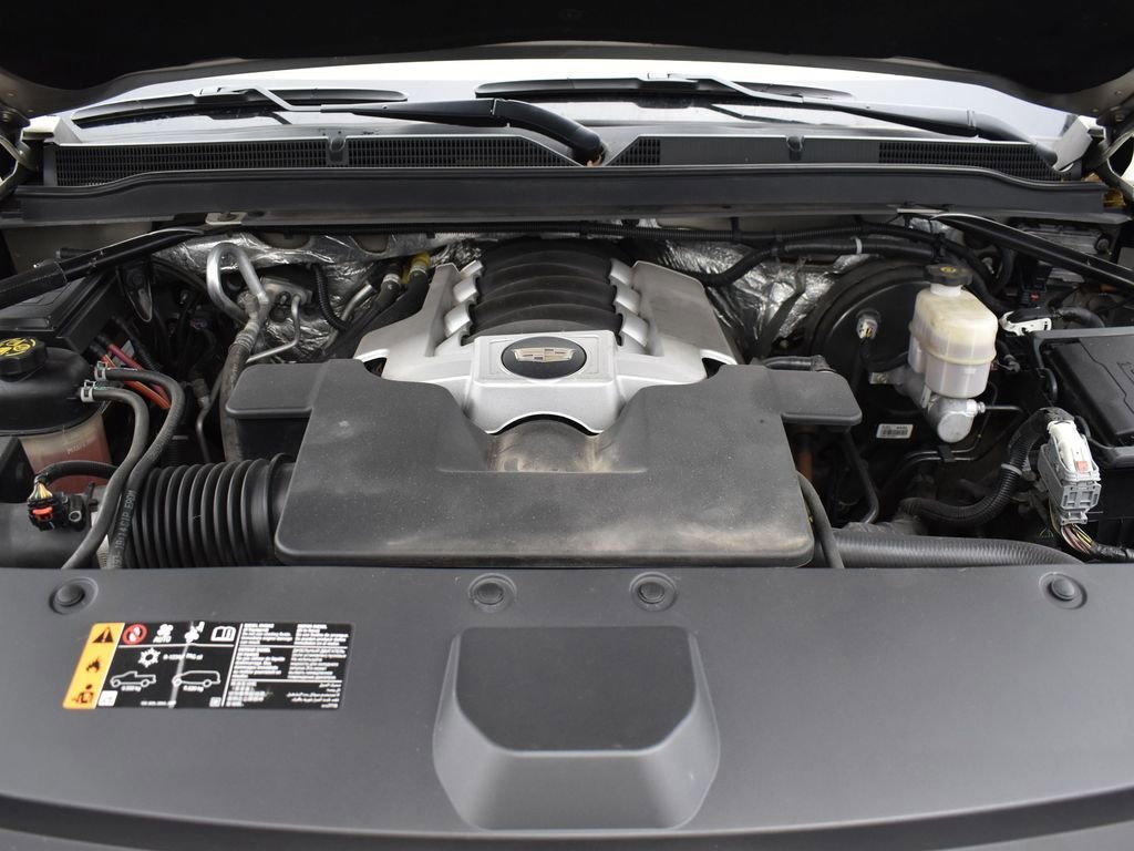 2017 CADILLAC ESCALADE - Image 7