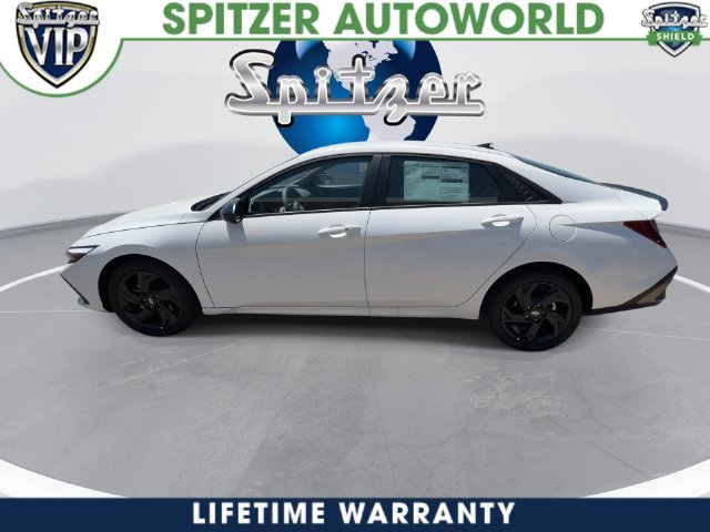 New 2026 White Hyundai SEL Sport image 43