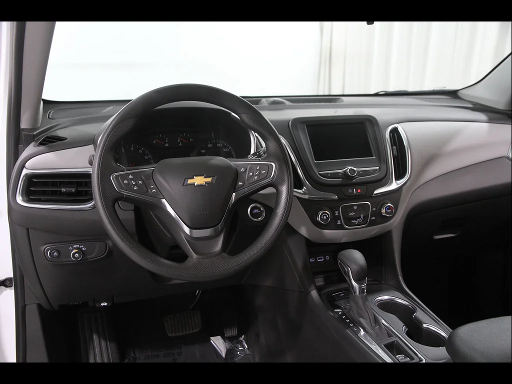 2024 Chevrolet Equinox LS - Photo 6