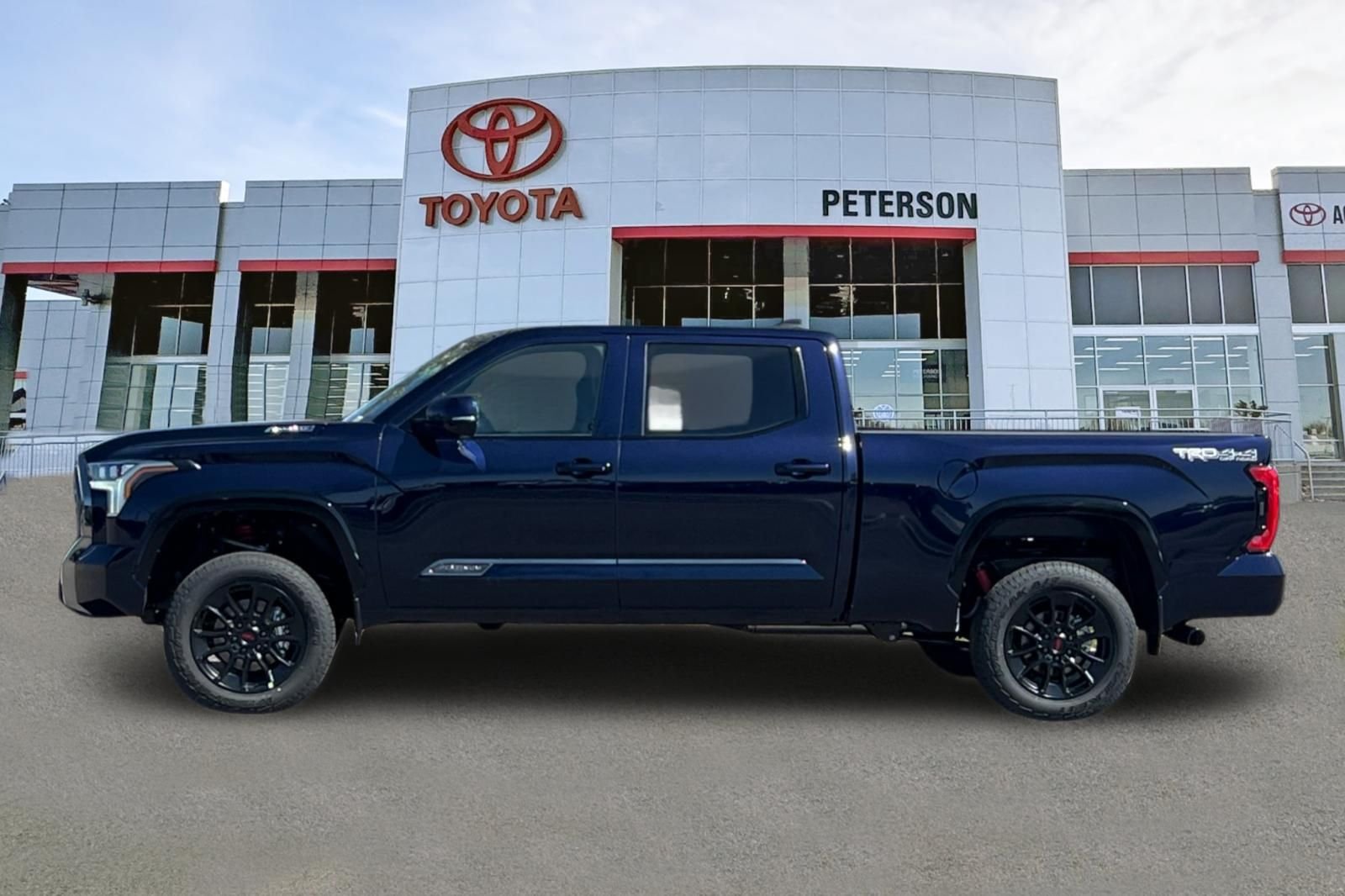 2025 Toyota Tundra Platinum - Photo 9