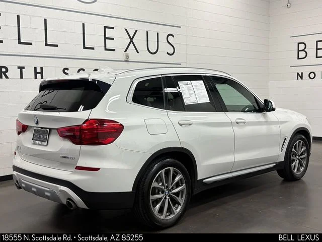 Used 2019 White BMW sDrive30i image 4