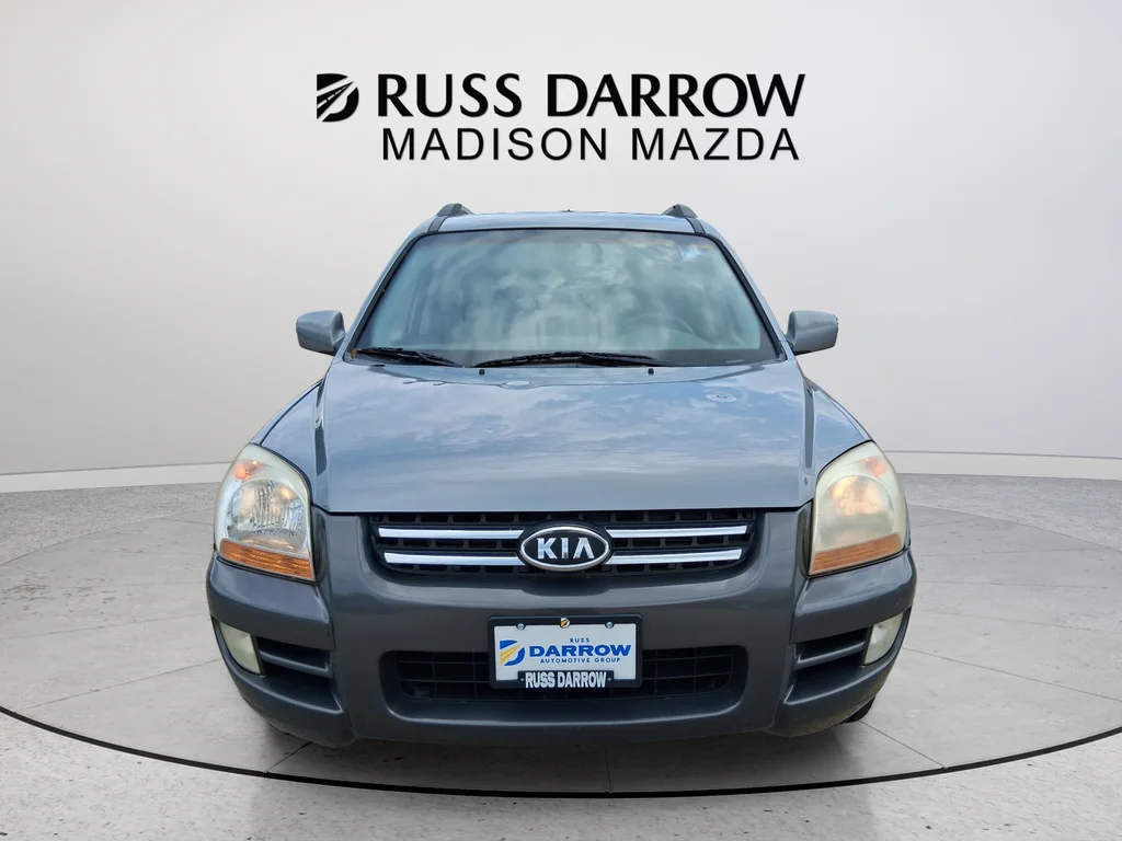 Used 2005  Kia  image 8