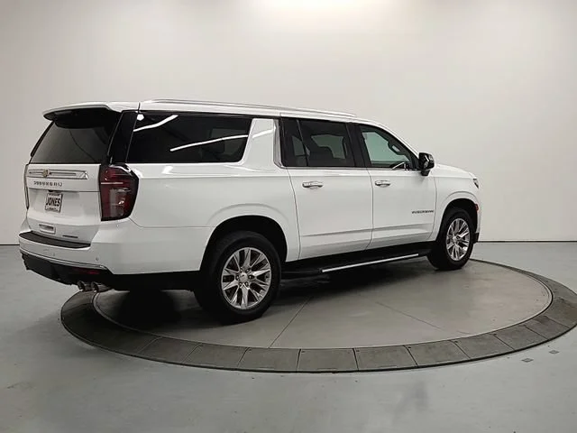 Used 2023 SUMMIT WHITE Chevrolet Premier image 8
