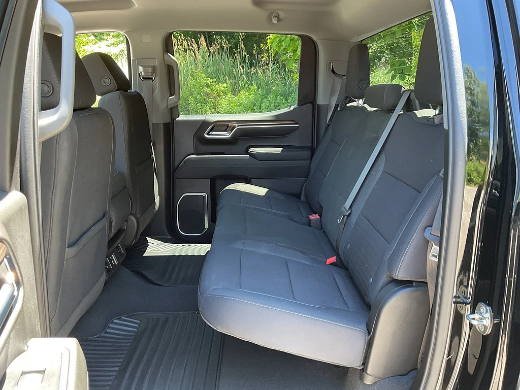 Used 2023 Black Chevrolet RST image 9