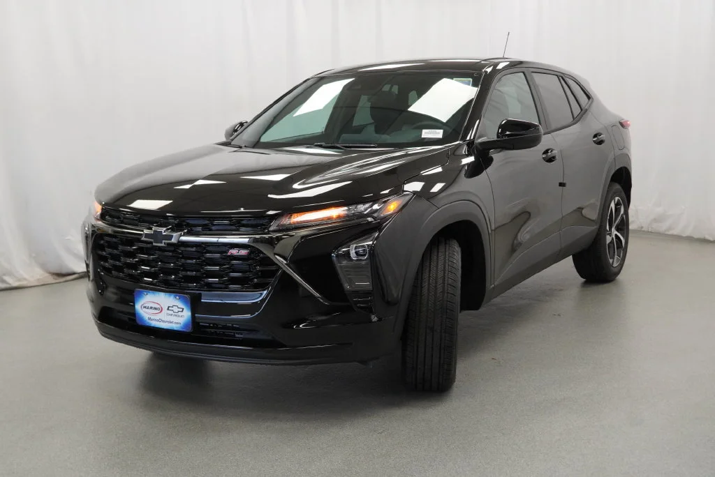 New 2026 Mosaic Black Metallic Chevrolet 1RS image 13