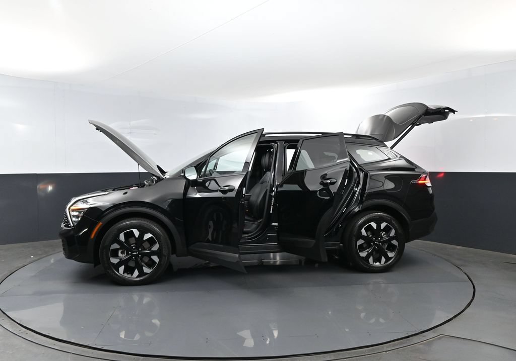 Used 2024 Ebony Black Kia X-Line image 32