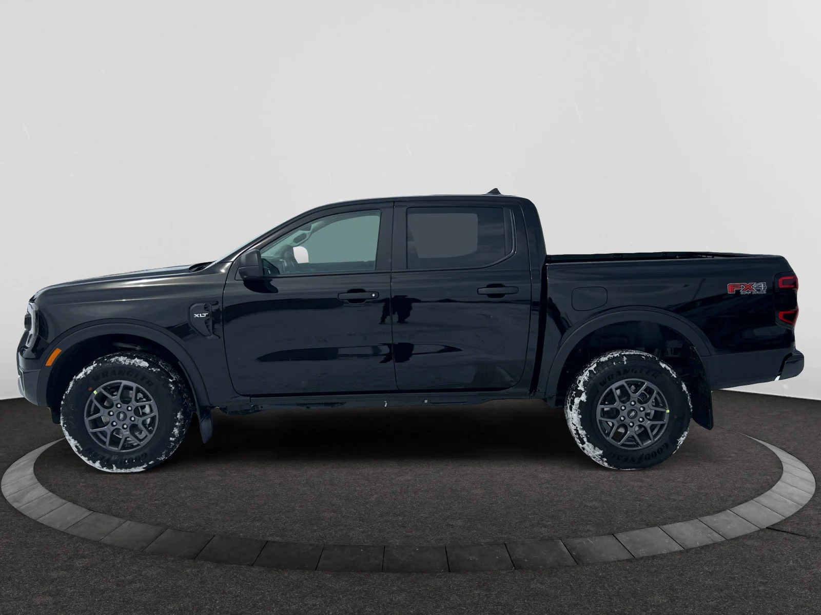New 2026 Shadow Black Ford XLT image 2