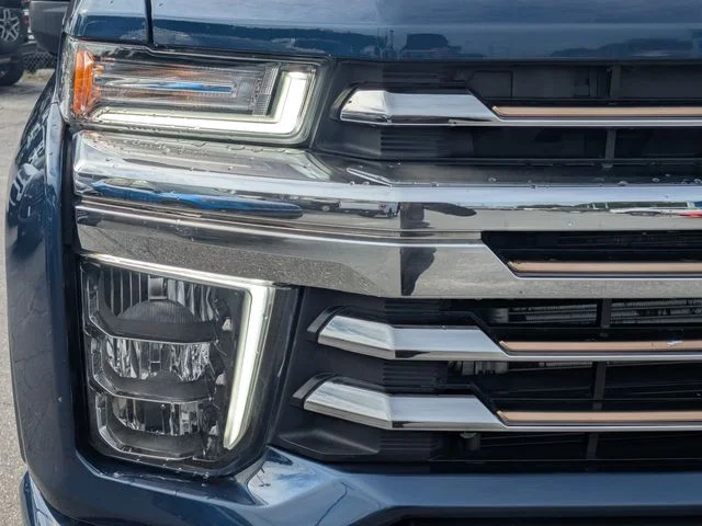 Used 2021 Blue Chevrolet High Country image 10