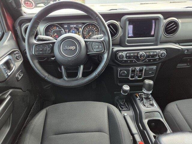 Used 2021 Snazzberry Pearlcoat Jeep Sport S image 22