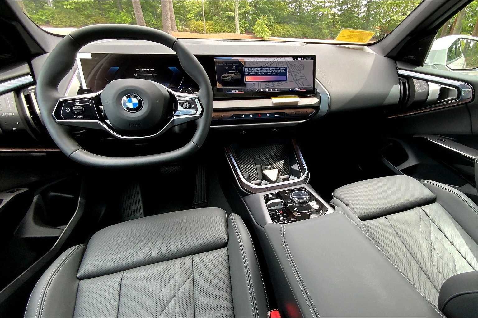 Used 2026 Alpine White BMW 30 xDrive image 5