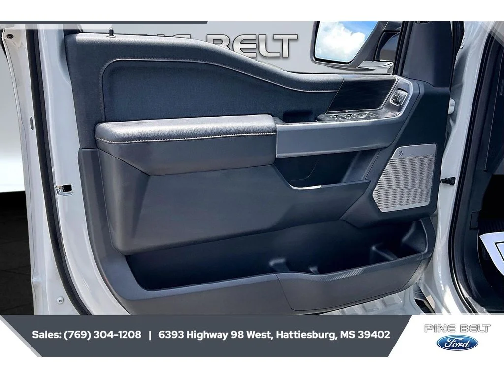New 2026 Avalanche Ford Lariat® image 18