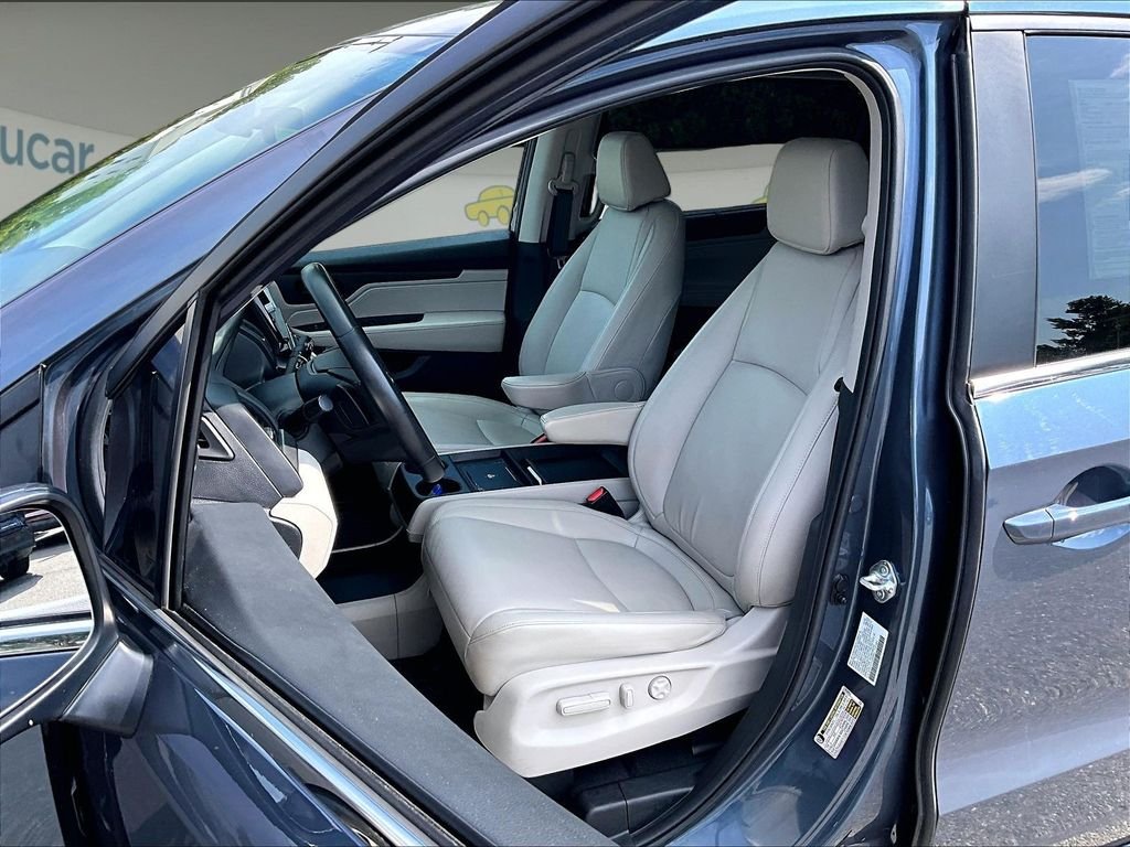 Used 2025 Black Honda EX-L image 10