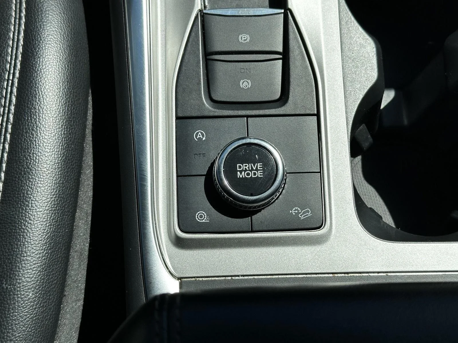 2023 Ford Explorer Limited - Photo 28