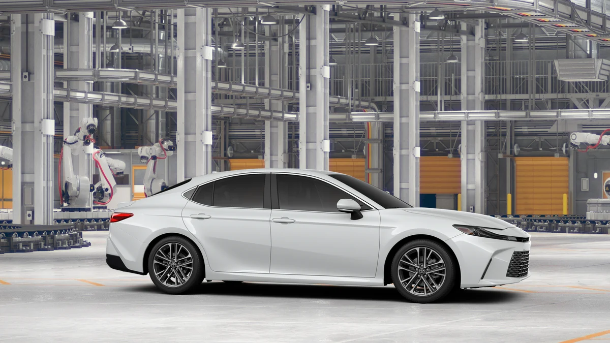 New 2026 Wind Chill Pearl Toyota XLE image 13