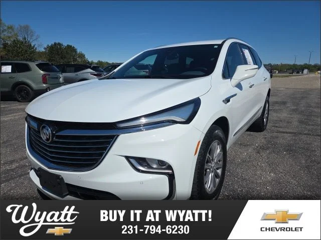 2023 Buick Enclave Essence AWD's photo