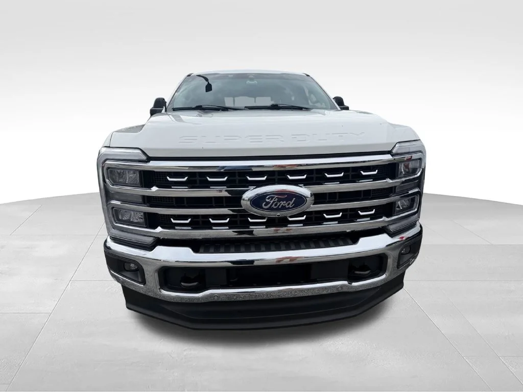 Used 2024 White Ford Lariat image 2