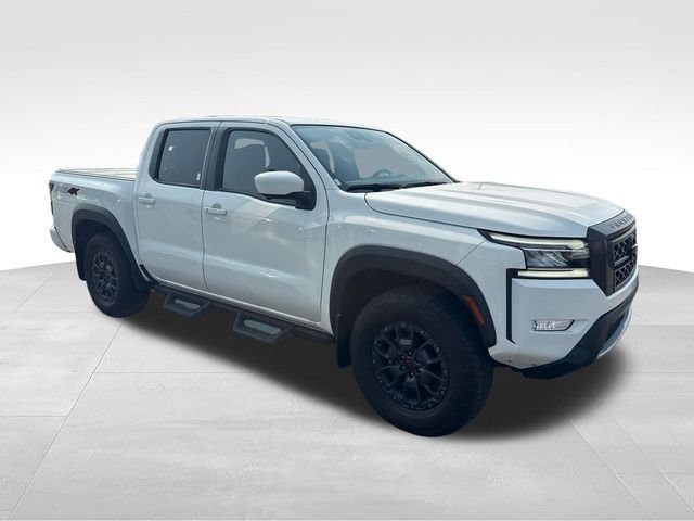 Used 2024 White Nissan PRO-4X image 7