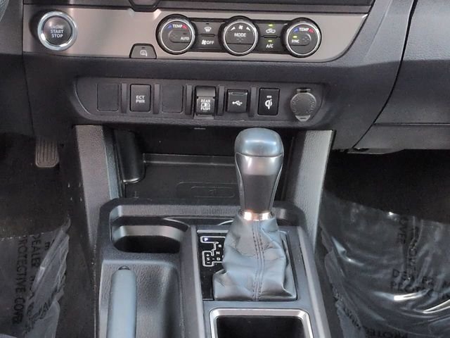 Used 2022 White Toyota TRD Off-Road image 18