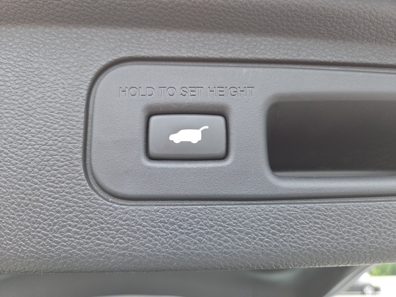 Used 2025 Solar Silver Metallic Honda EX-L image 24
