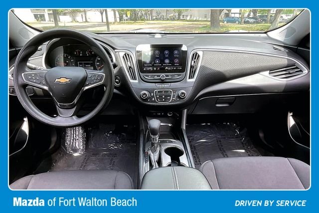 Used 2024 Gray Chevrolet LT image 7