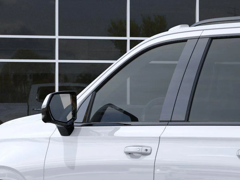 New 2026 Summit White Chevrolet RST image 12