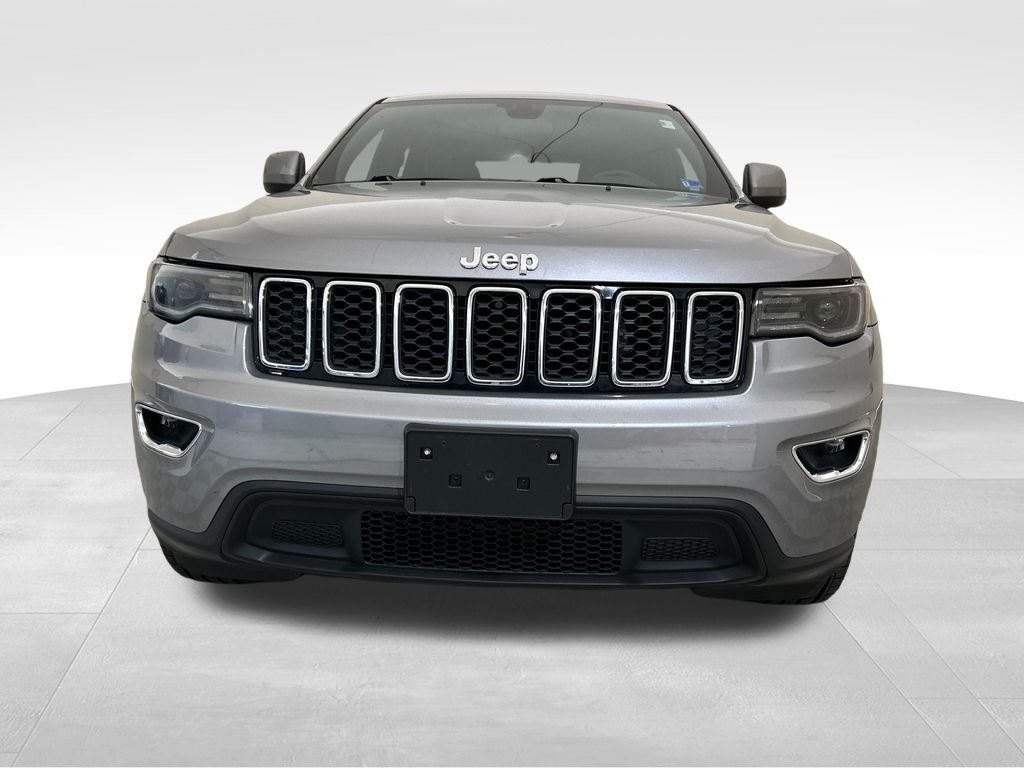 Used 2021 Silver Jeep Laredo X image 9