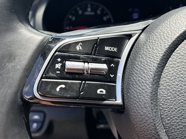 Used 2021 Orange Kia S image 21