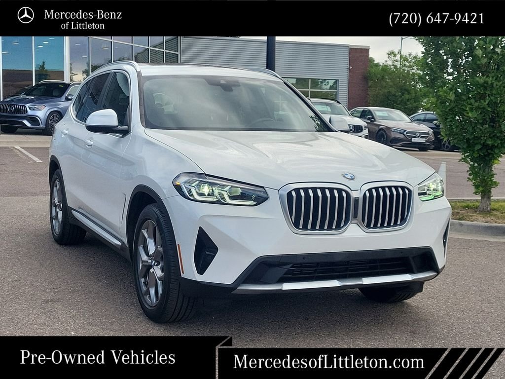 Used 2022 White BMW sDrive30i image 3